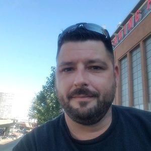 Meet your Posher, Justin